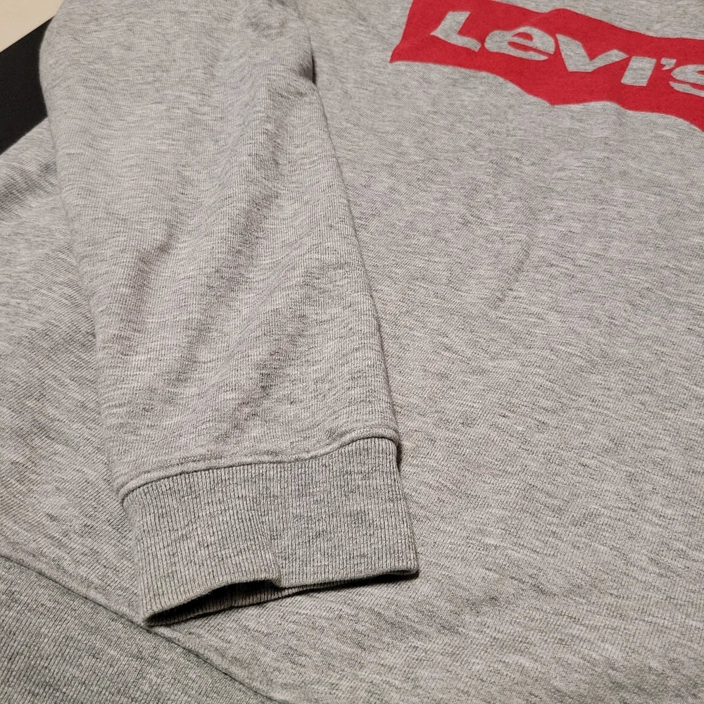 Levi Sweater - Picture 6 of 10